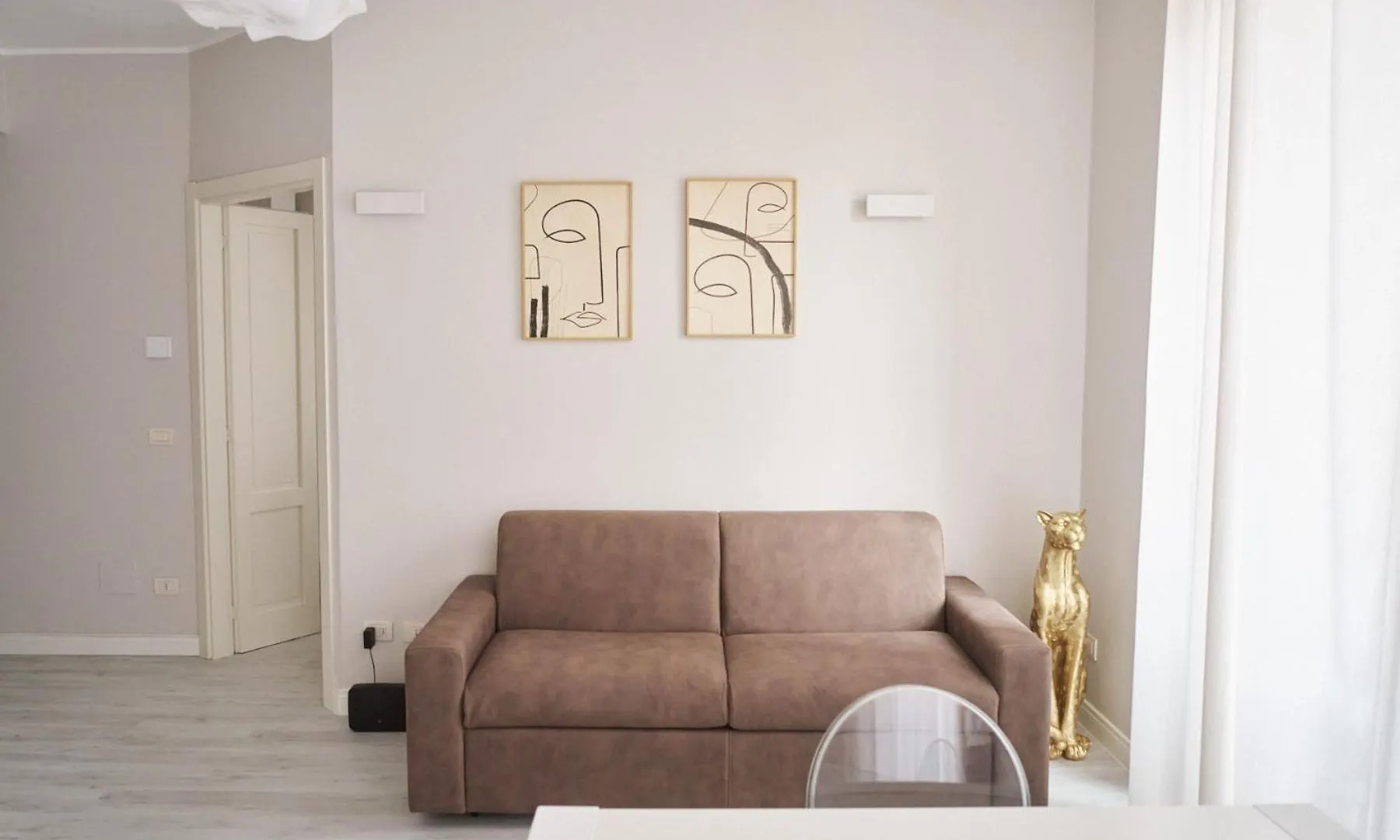 Vista Apartment Milano Moscova 0*, Milan Italy